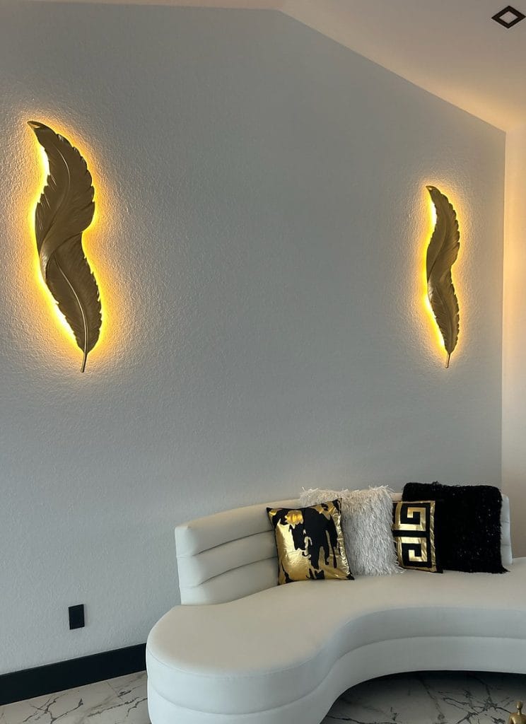 Feather Shaped Lamp  Wall