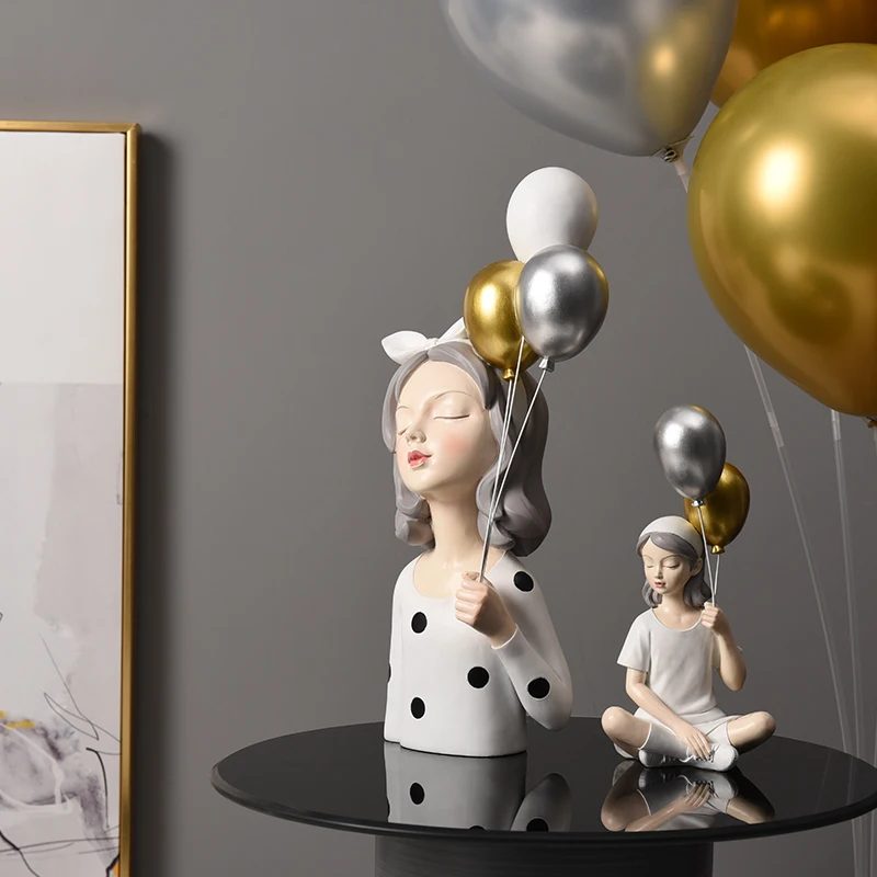 Ballon Girl - Image 3